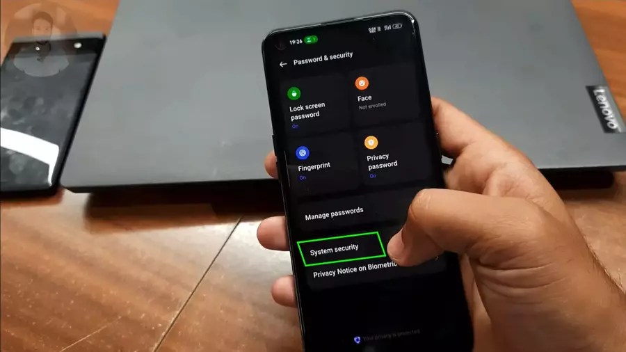 realme mobile phone features